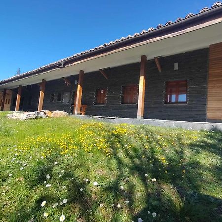 Kyomu Resort Hostel Velilla del Rio Carrion Экстерьер фото