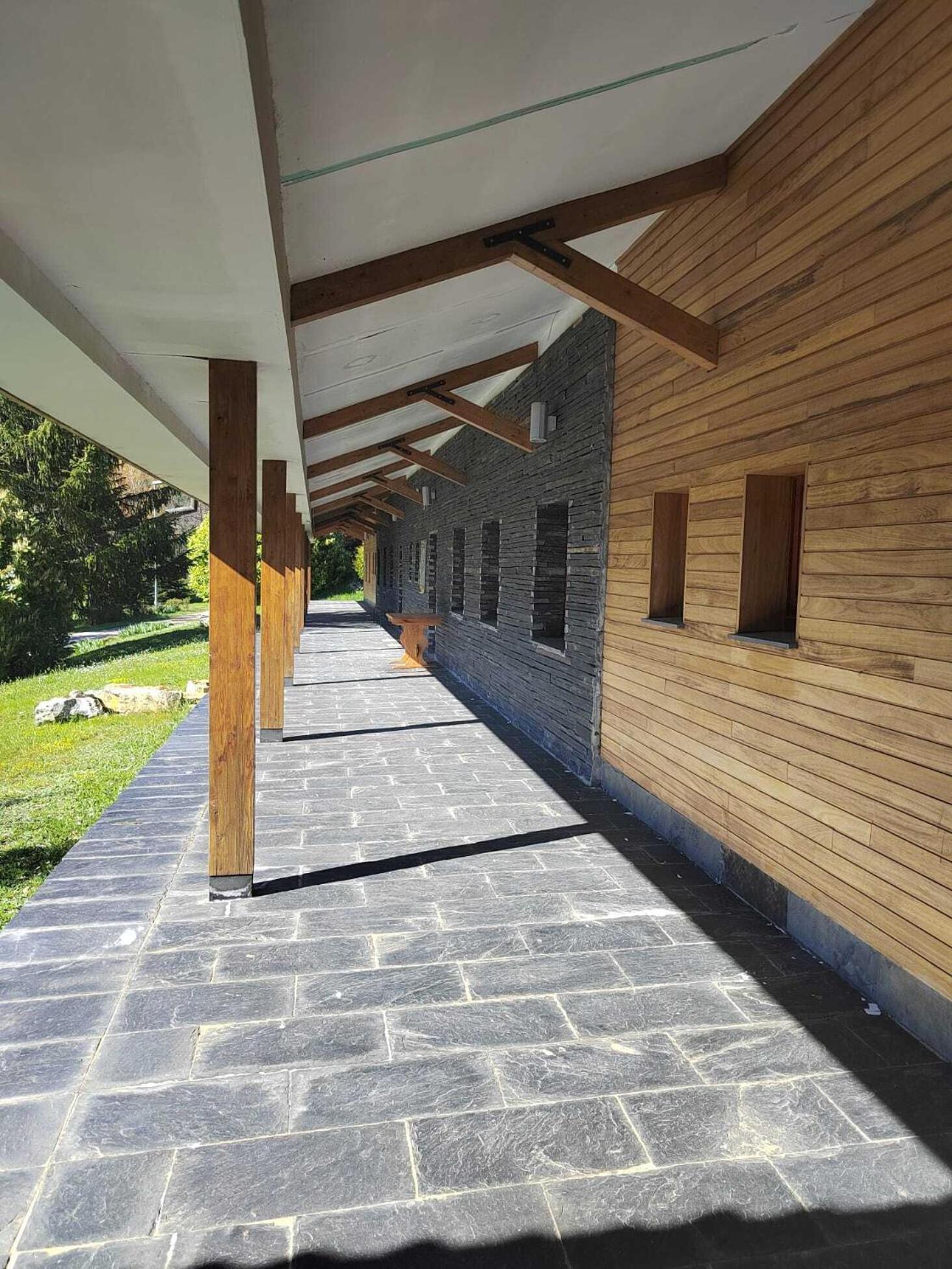 Kyomu Resort Hostel Velilla del Rio Carrion Экстерьер фото